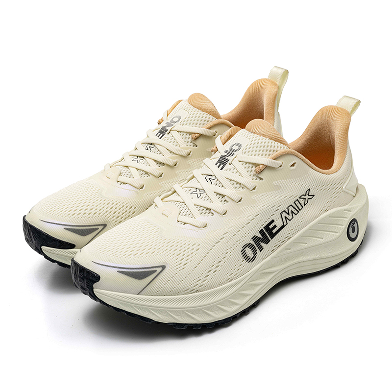 Oddychające buty do biegania O – Running Cap Lightweight recenzja i cena