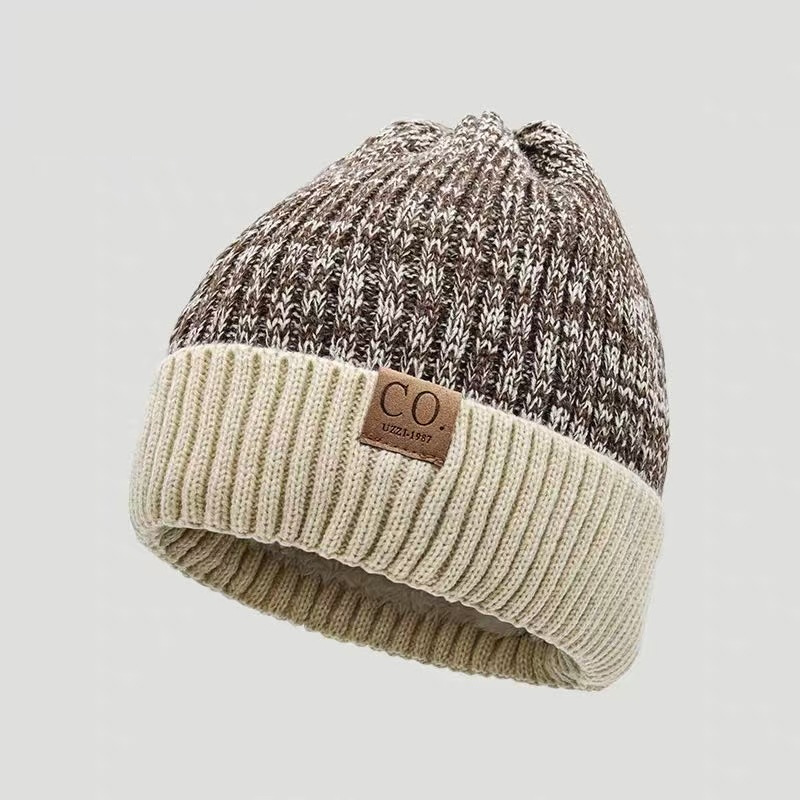Unisexowa czapka beanie z dzia – Beanie Cuffed Knit recenzja i cena